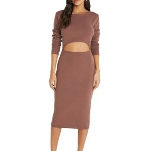 NWT VICI body language dress, cut out front color vintage rose size small